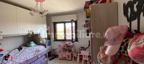 Apartamento de 3 dormitorios en Rome, Italy No. 300915 21