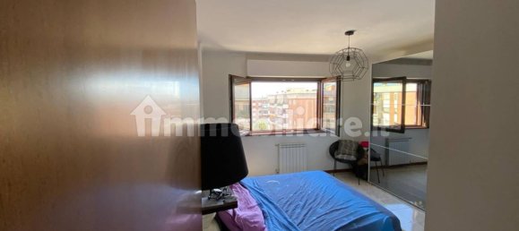 Apartamento de 3 dormitorios en Rome, Italy No. 300915 22