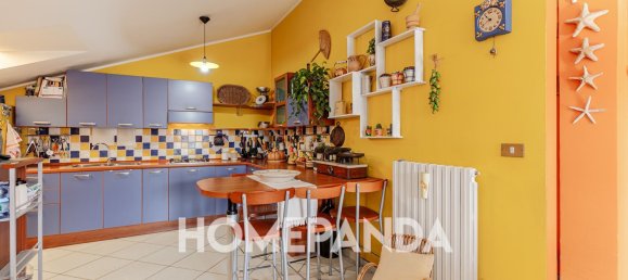 Квартира с 4 комнатами в Пьяне Крати, Италия № 130541 6