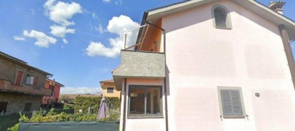 5 rooms Apartment in Valmontone, Italy No. 191092 3