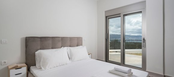 3 bedrooms Villa in Chania, Greece No. 3380 11