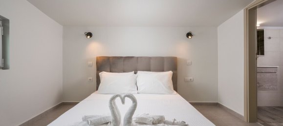 3 bedrooms Villa in Chania, Greece No. 3380 10