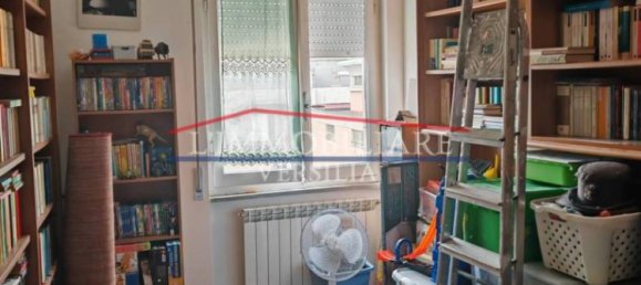 3 bedrooms Apartment in Massa, Italy No. 193027 15