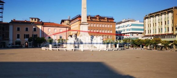 3 bedrooms Apartment in Massa, Italy No. 193027 30