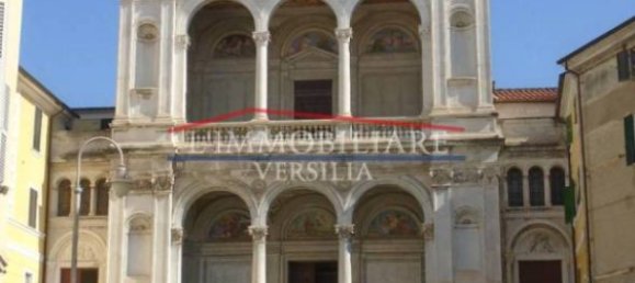 3 bedrooms Apartment in Massa, Italy No. 193027 27