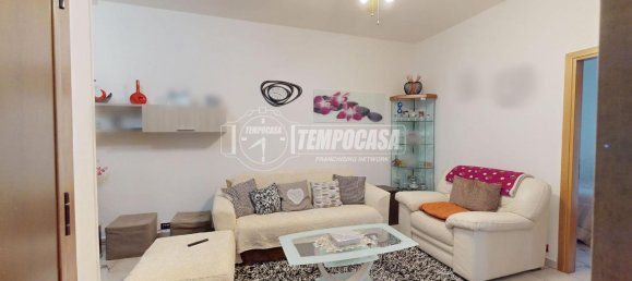 3غرفة شقة في Cinisello Balsamo, Italy رقم 150839 5