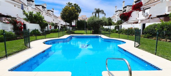 5 bedrooms Townhouse in Marbella, Spain No. 141647 14