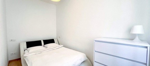 2 rooms Apartment in Simmering, Austria No. 181195 3