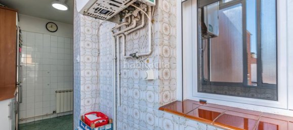 3 bedrooms Apartment in Madrid, Spain No. 136918 19