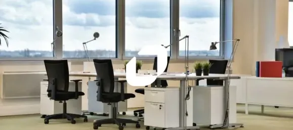 2380m² Office in Rungis, France No. 346123 5