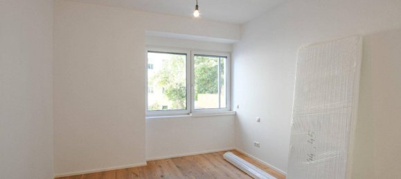 3 rooms Apartment in Favoriten, Austria No. 13128 4