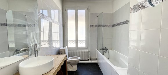 Квартира с 3 спальнями в Санлис, Франция № 78505 8