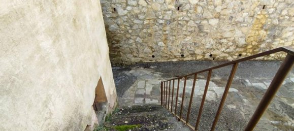 Apartamento de 4 habitaciónes en Chianni, Italy No. 147214 9