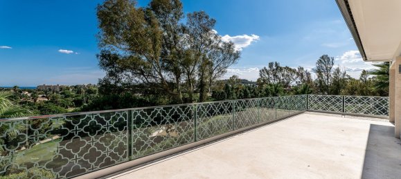 6 bedrooms Villa in Marbella, Spain No. 109439 10