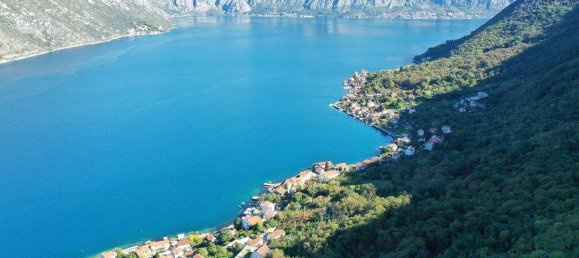 2150m² Hotel in Kotor, Montenegro No. 234 5