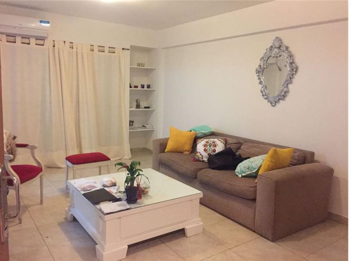 Estudio en Morón, Argentina No. 12909