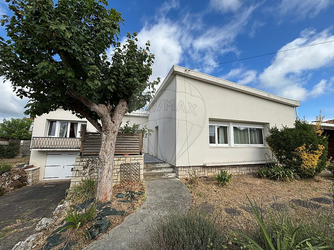 3 Schlafzimmer Haus in Etaules, France, Nr. 357421