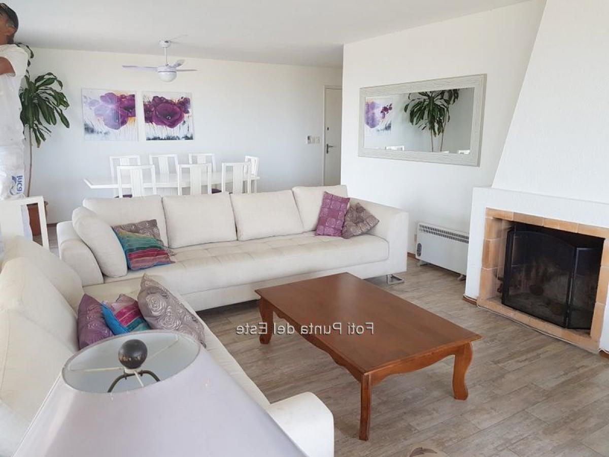 3 bedrooms Apartment in Maldonado, Uruguay No. 1363