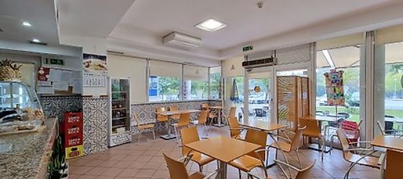 Propriété commerciale à Viseu, Portugal 133m² No. 10049 3