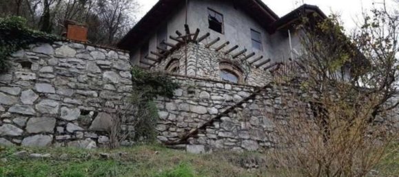 Studio in Vigano San Martino, Italy No. 172873 12