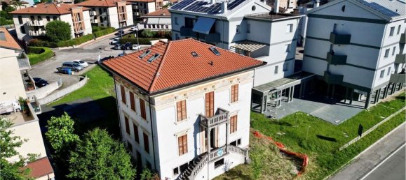 10-salle Villa à Carpi, Italy No. 61242 3