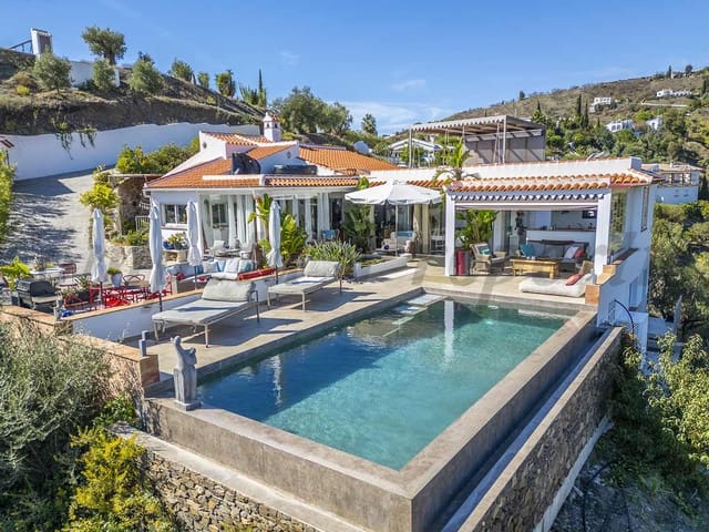 4 غرف نوم فيلا في Competa, Spain رقم 146006