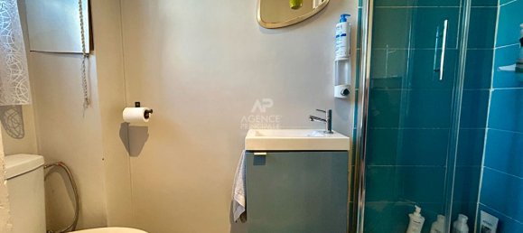 5 bedrooms House in Poissy, France No. 163582 14