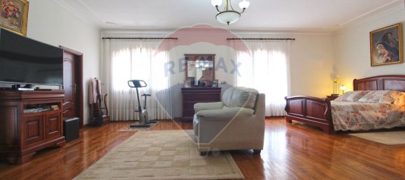 7 bedrooms House in Viana do Castelo, Portugal No. 186695 17