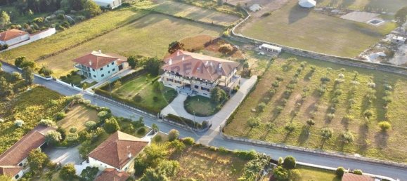 7 bedrooms House in Viana do Castelo, Portugal No. 186695 6