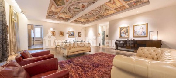 4 bedrooms House in Foligno, Italy No. 131585 4