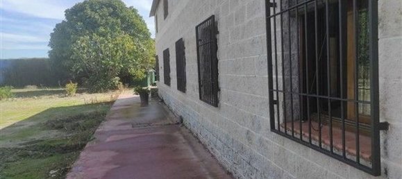 5 bedrooms House in Fuente Vaqueros, Spain No. 180145 4