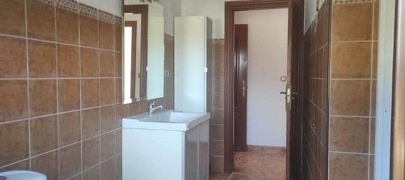 5 bedrooms House in Fuente Vaqueros, Spain No. 180145 17