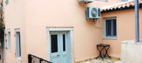4 chambres house à vendre à Corfu, Central Corfu and Diapontian Islands, Corfu, Ionian Islands, Peloponnese, Western Greece and the Ionian, Greece № 103817 3