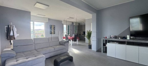 3 bedrooms Apartment in Fano, Italy No. 344597 4