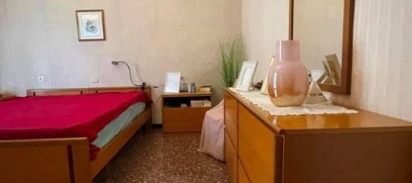 5 rooms Apartment in Imola, Italy No. 30577 10