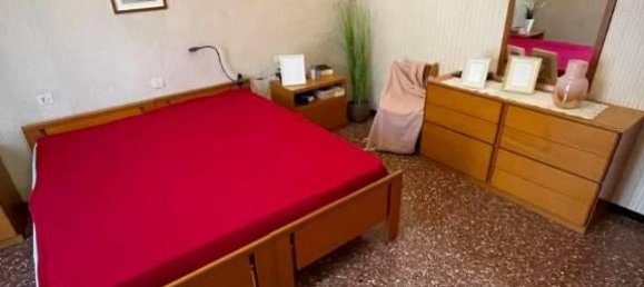 5 rooms Apartment in Imola, Italy No. 30577 9