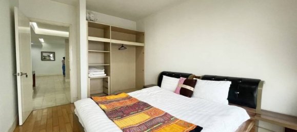 4 bedrooms Apartment in Tay Ho, Vietnam No. 512 21