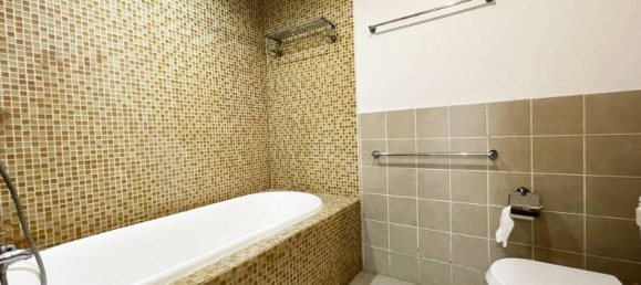 4 bedrooms Apartment in Tay Ho, Vietnam No. 512 22