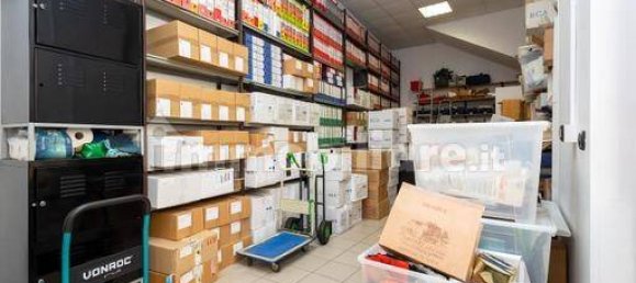 Imóvel comercial de 5 divisões em Turin, Italy N.º 330769 12