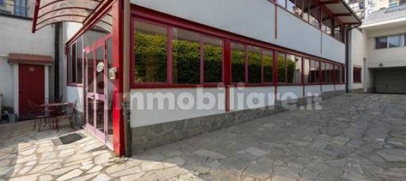 Imóvel comercial de 5 divisões em Turin, Italy N.º 330769 2
