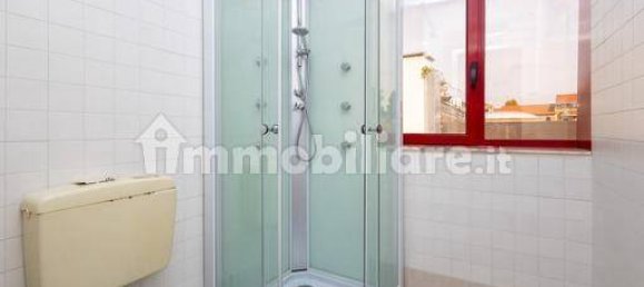 Imóvel comercial de 5 divisões em Turin, Italy N.º 330769 14