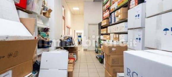 Imóvel comercial de 5 divisões em Turin, Italy N.º 330769 26