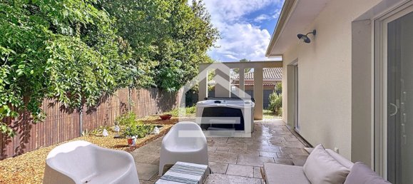 3 bedrooms Villa in Saint-Medard-en-Jalles, France No. 352190 9