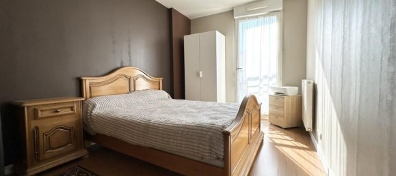 2 bedrooms Apartment in Elancourt, France No. 351642 6