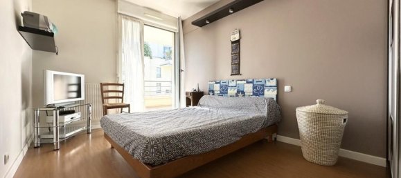 2 bedrooms Apartment in Elancourt, France No. 351642 5