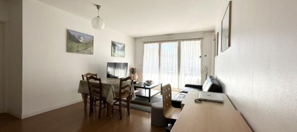 2 bedrooms Apartment in Elancourt, France No. 351642 2