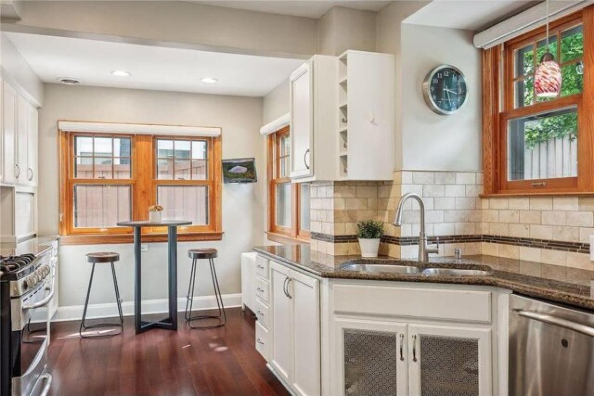 5 bedrooms House in Minneapolis, USA No. 380117