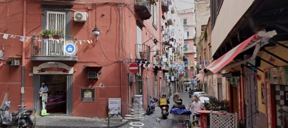 3 chambres Appartement à Naples, Italy No. 285342 3