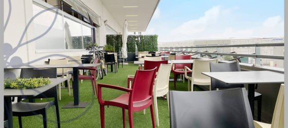 Propiedad comercial de 2 habitaciónes en Dalmine, Italy No. 179201 9