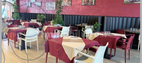 Propiedad comercial de 2 habitaciónes en Dalmine, Italy No. 179201 6